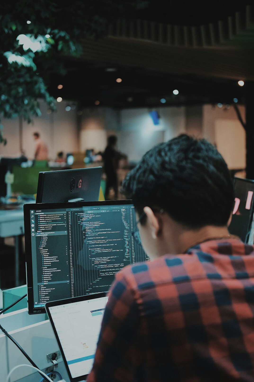 programmer testing insurance app